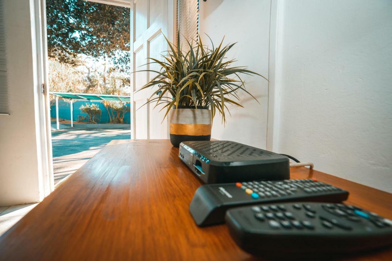 Surf Motel أومدلوتي المظهر الخارجي الصورة